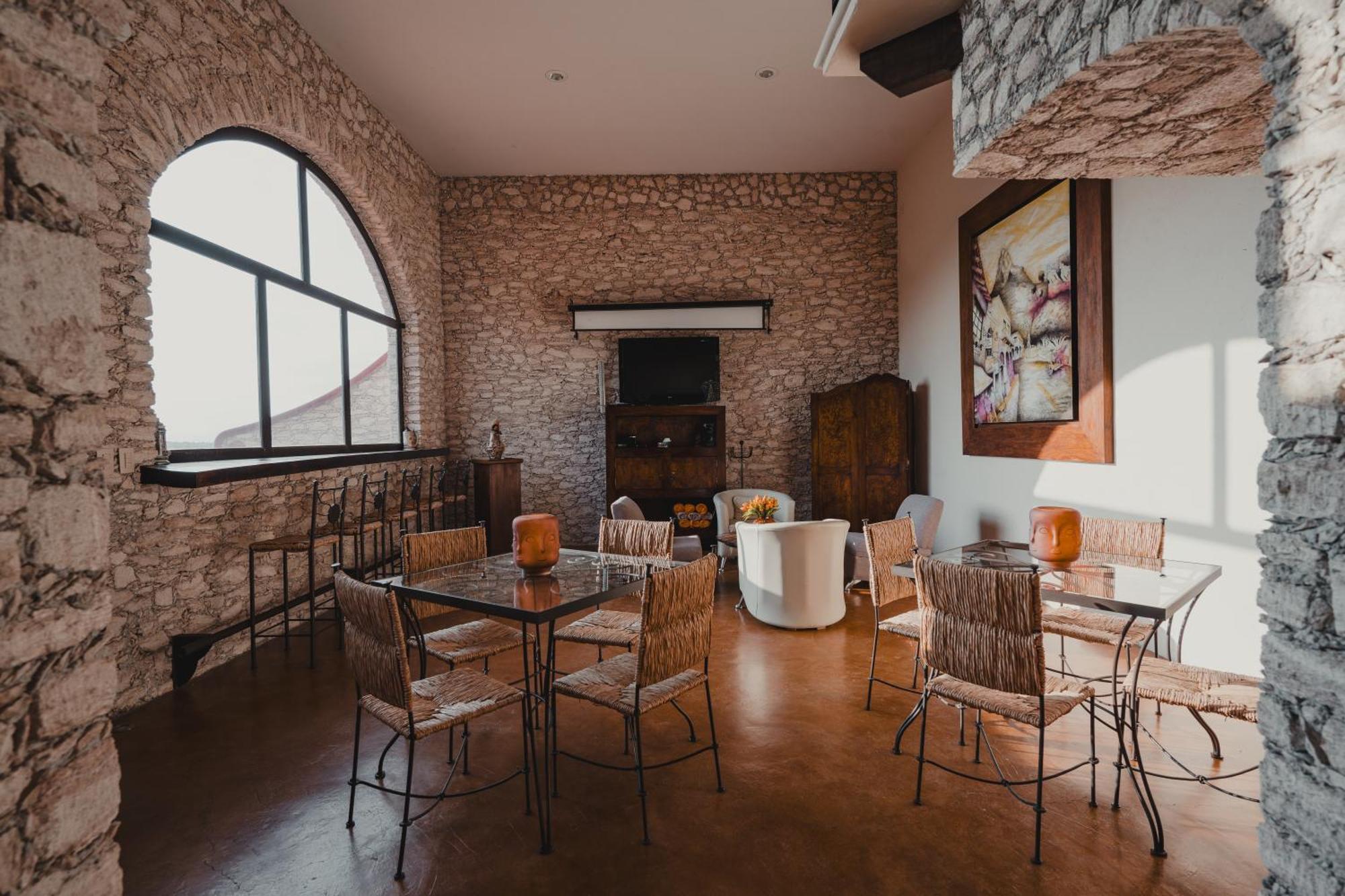 El Cantar Del Viento- Hotel Boutique Bernal Luaran gambar